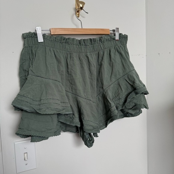 Aerie Women's Green Ruffle Shorts XL boho shabby chic granola - Picture 2 of 4
